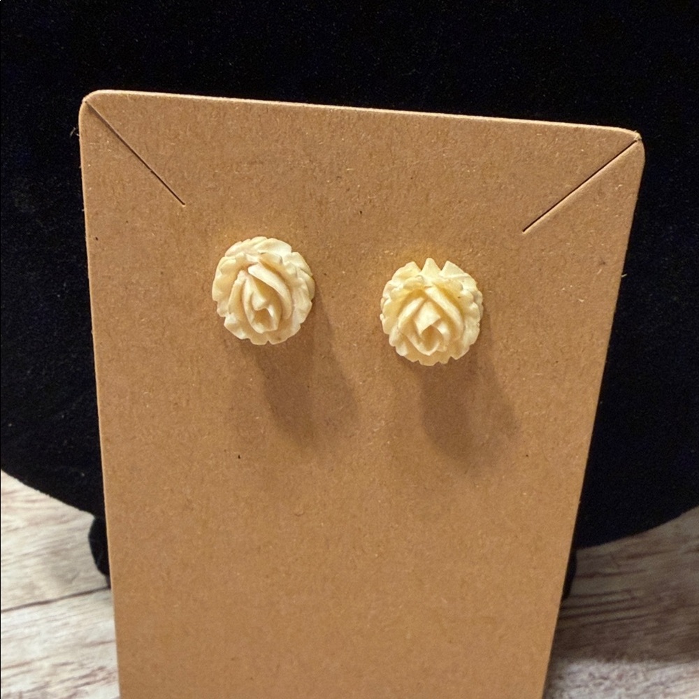 Vintage Carved Cream Rose Stud Earrings